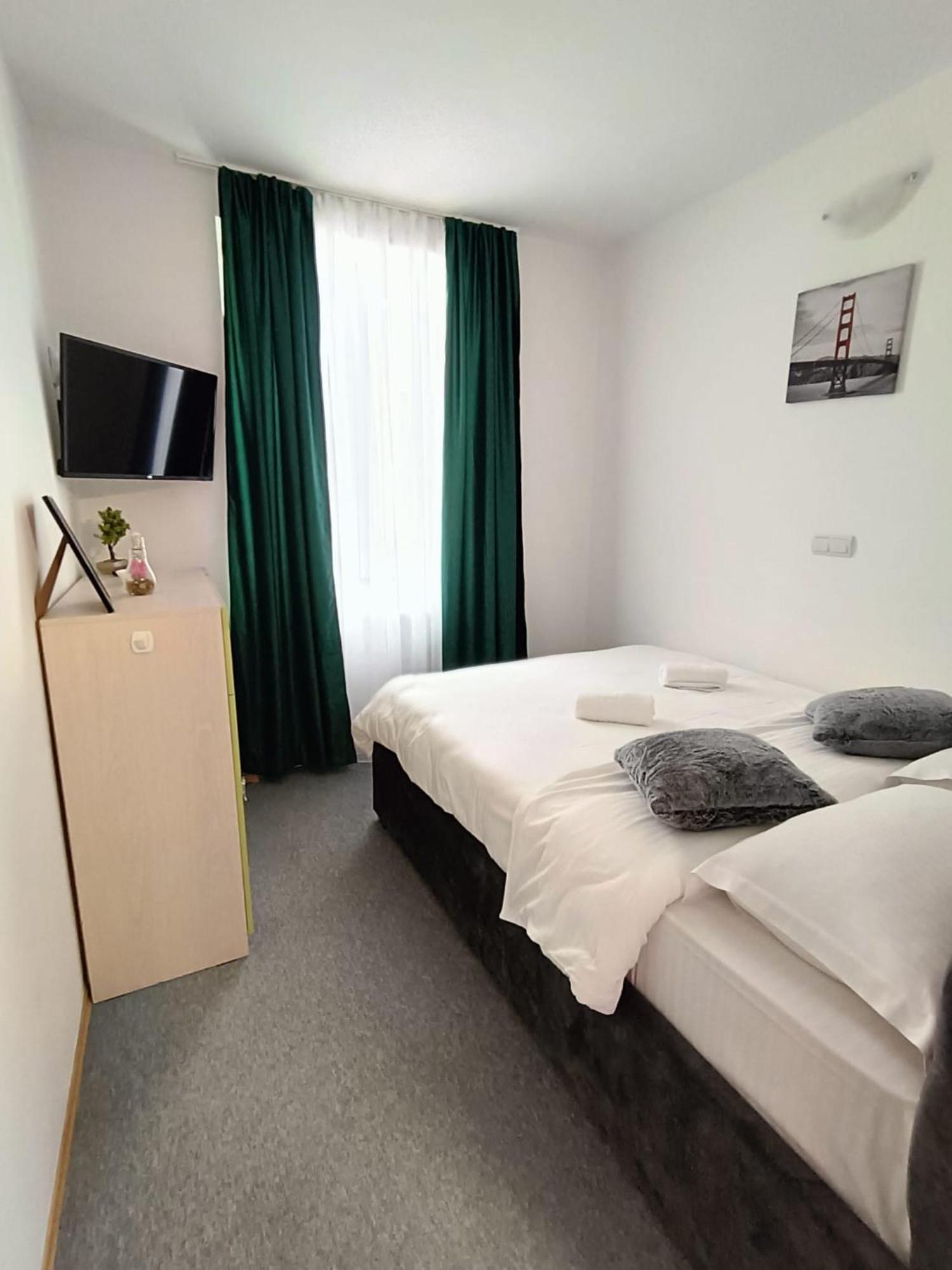 Apartamento Chic Boutique Dumbrava Sibiu Exterior foto